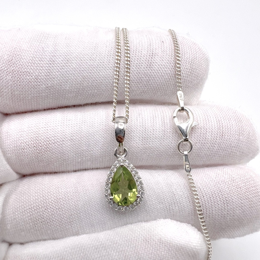 Genuine Peridot & Clear Cz .925 Sterling Silver Necklace - Picture 2 of 14